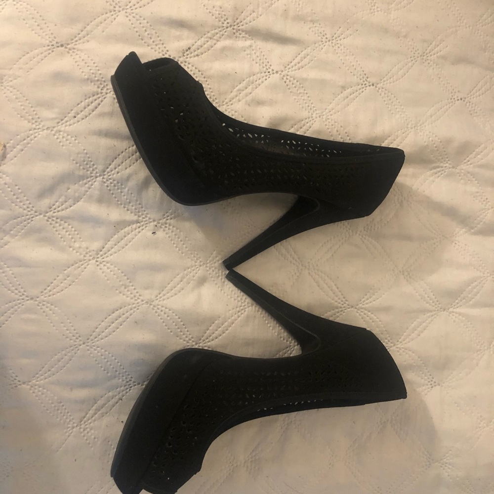 Apt 9 Black High Heels - never worn